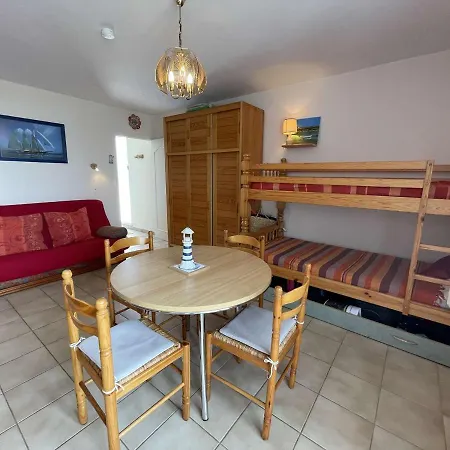Confortable Avec Balcon, Parking Prive, A 250m De La - - Fr-1-224c-260 Apartment *