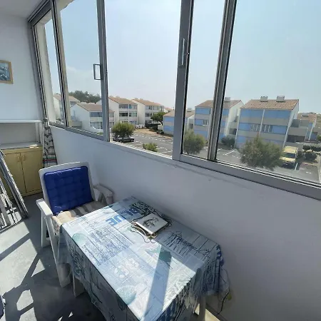Apartment Confortable Avec Balcon, Parking Prive, A 250m De La - - Fr-1-224c-260 Saint-Hilaire-de-Riez